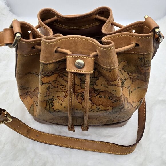 Alviero Classe Geo Classic bucket bag - Picture 7 of 14